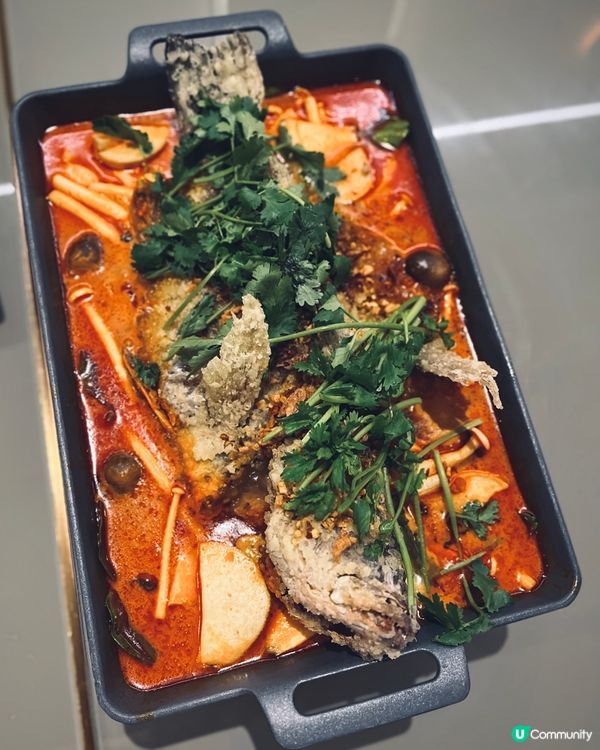 觀塘工廈泰國菜🤤泰式明爐冬陰功烤魚