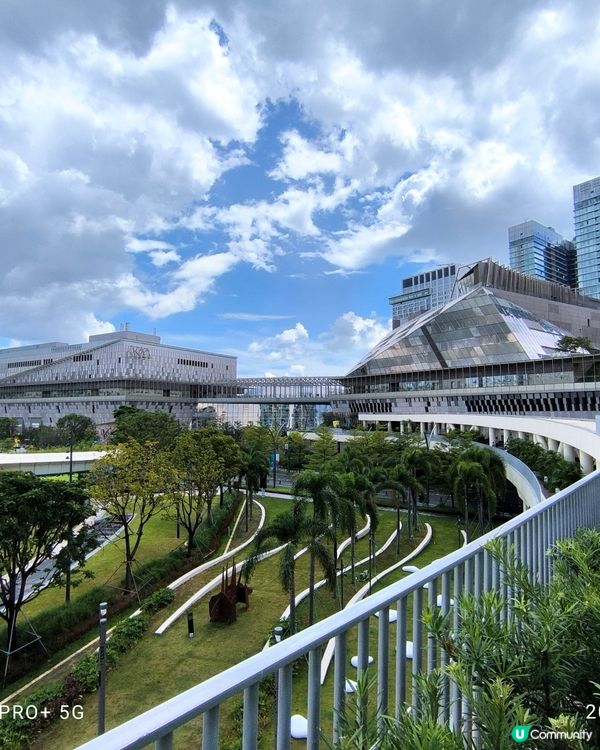 不是千篇一律既場