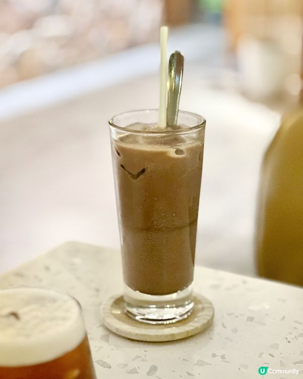 《尖沙咀舒適木系多國菜》