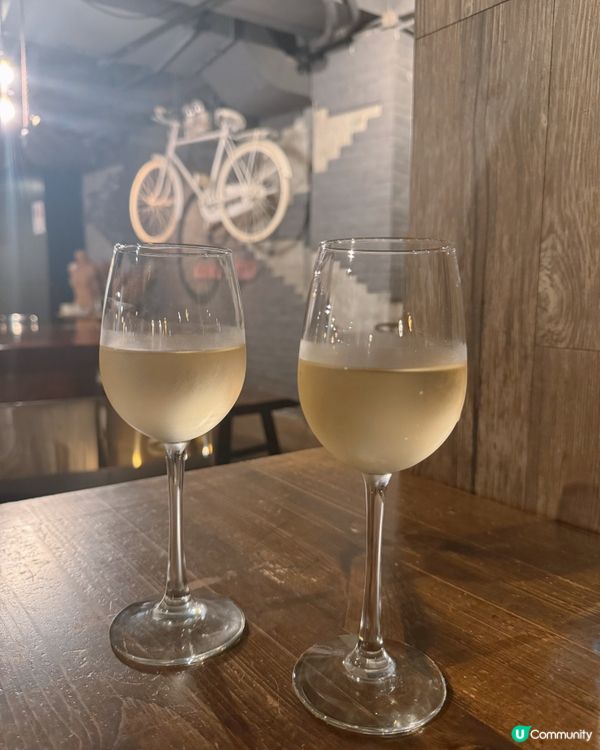 超有feel英式酒館 $780二人海陸晚餐