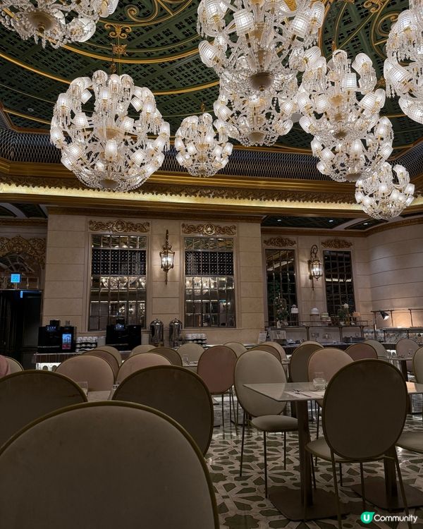 歷山酒店半自助晚餐，適合一家大小擦返餐