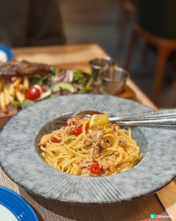 露台海景扒房主打海鮮肉類燒烤😍