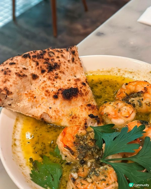 中環半山電梯人氣薄餅店🔥特別版心形pizza😍