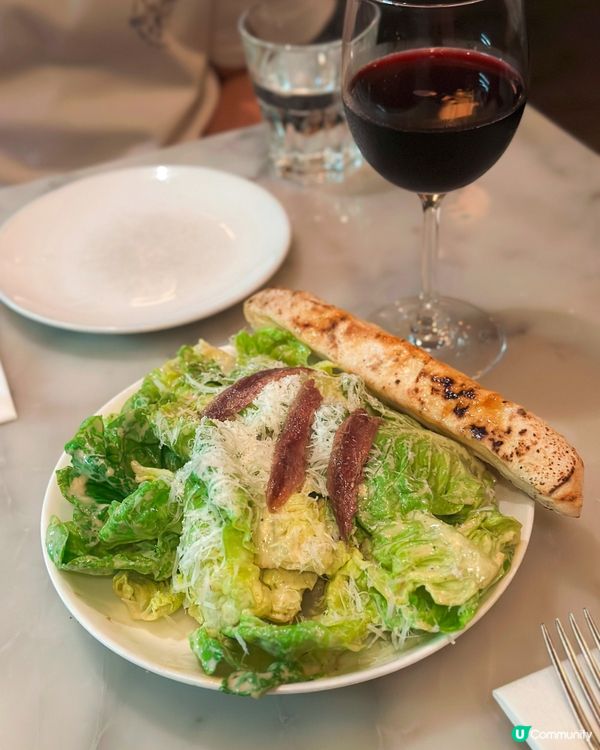 中環半山電梯人氣薄餅店🔥特別版心形pizza😍