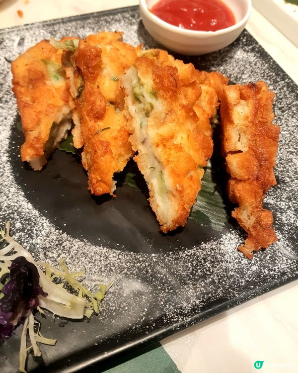 金沙蝦腸粉😋！深圳飲茶！