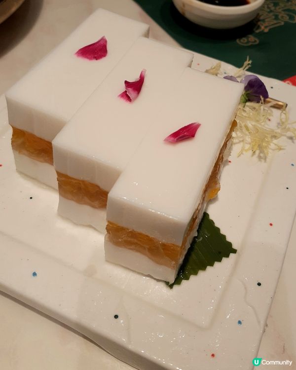 金沙蝦腸粉😋！深圳飲茶！