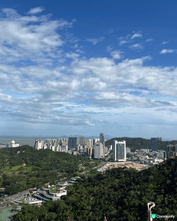 今次想同大家推介呢個珠海景山觀光索道，呢個地方，俯瞰全個城市...