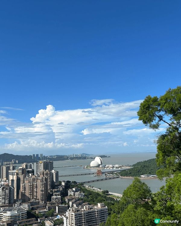 今次想同大家推介呢個珠海景山觀光索道，呢個地方，俯瞰全個城市...