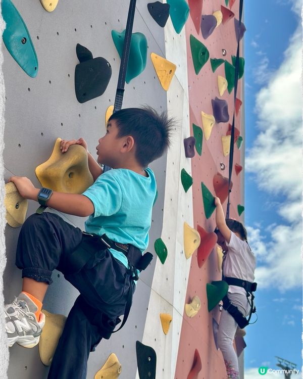 四歲半攀石挑戰！💪🏻 暑假必去！🧗🏻‍♀️