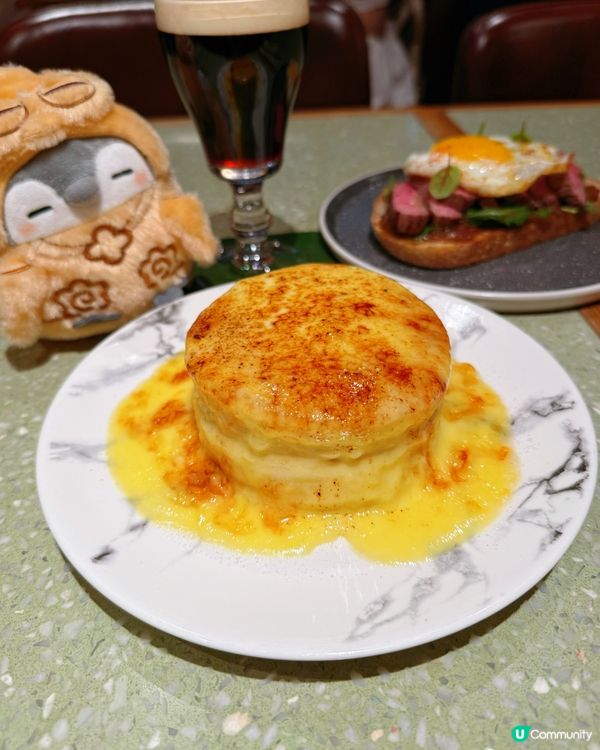 1. 中環美食之旅😋！牛扒多士+焦糖班戟🤤+特調咖啡☕️！