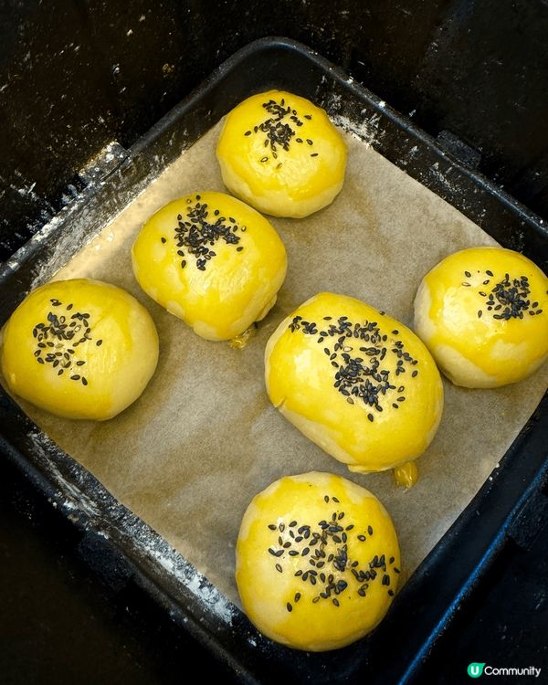 金桂豆沙酥實驗成功🫘✨本身想加埋咸蛋黃，但點知扑開個殼就發現...