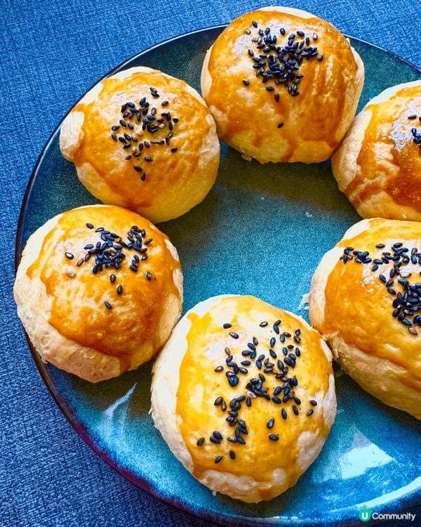 金桂豆沙酥實驗成功🫘✨本身想加埋咸蛋黃，但點知扑開個殼就發現...