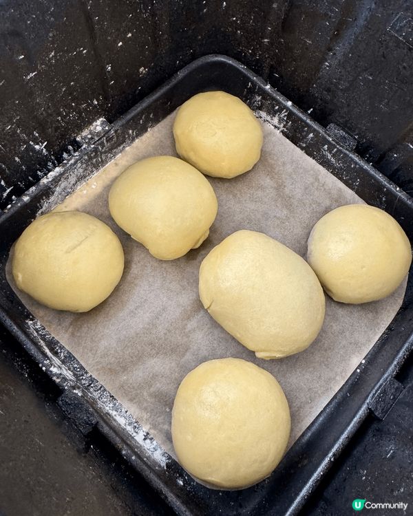 金桂豆沙酥實驗成功🫘✨本身想加埋咸蛋黃，但點知扑開個殼就發現...