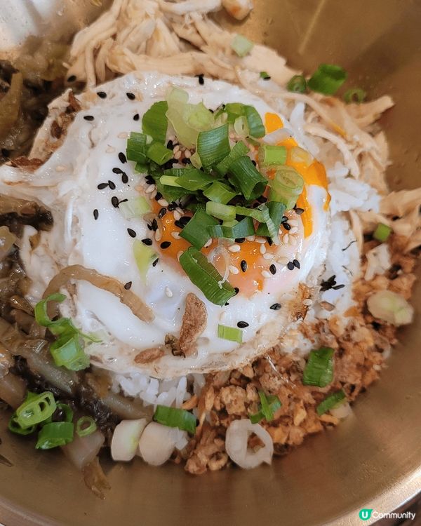 今次星期日同澄澄去咗旺角嘅豆公館😊，係間新派豆製品餐廳。佢哋...