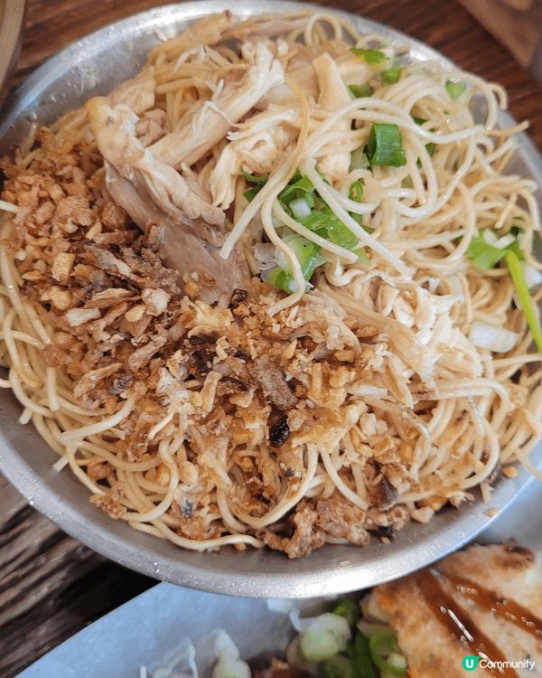 今次星期日同澄澄去咗旺角嘅豆公館😊，係間新派豆製品餐廳。佢哋...