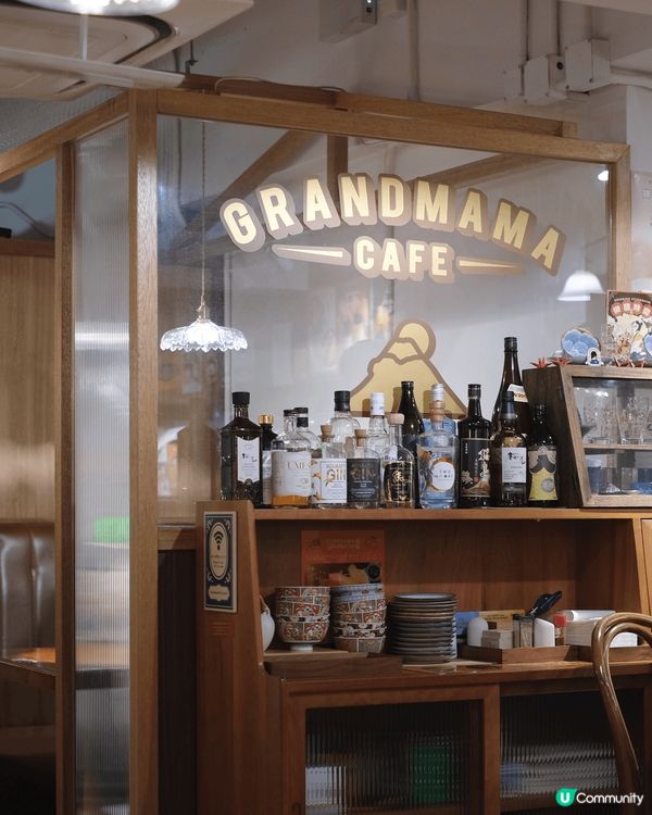 婆婆珈琲屋最近推出全新餐牌，很喜歡它們的多品前料理，由前菜、...