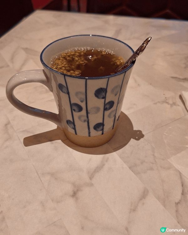 灣仔合和商場星光喫茶洋食，裝修充滿懷舊感，出至日本著名設計師...