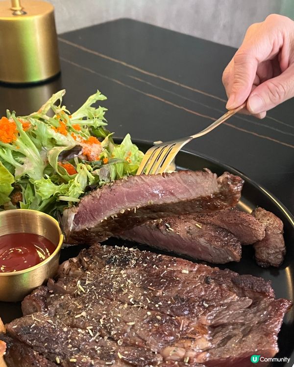 新開張第二位半價🤭鋸扒飲杯紅酒chill🍷