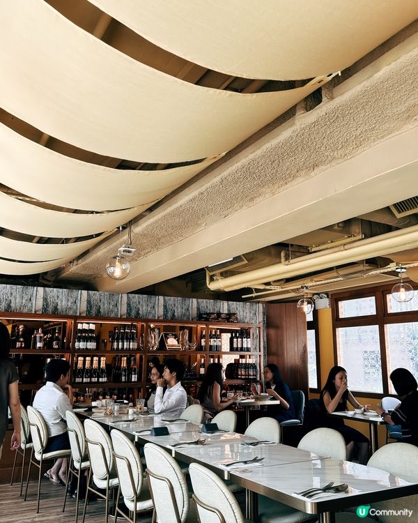 遠眺半山的西班牙餐廳