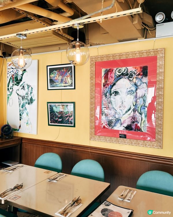 遠眺半山的西班牙餐廳