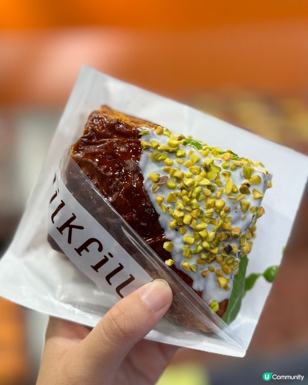 尖沙咀超人氣拿破崙泡芙🤤！大排長龍🔥日賣千件！