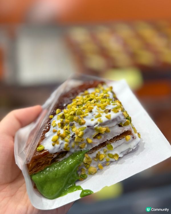 尖沙咀超人氣拿破崙泡芙🤤！大排長龍🔥日賣千件！