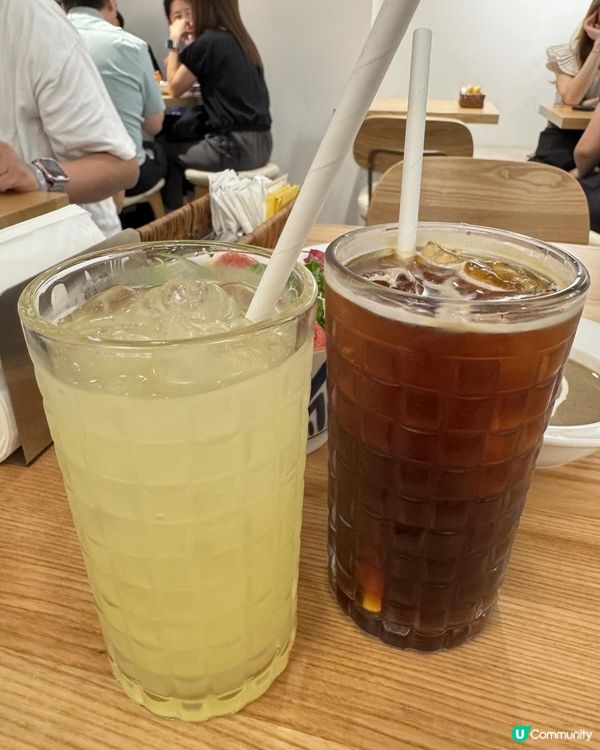 上環樓上簡約悠閒小店咖啡