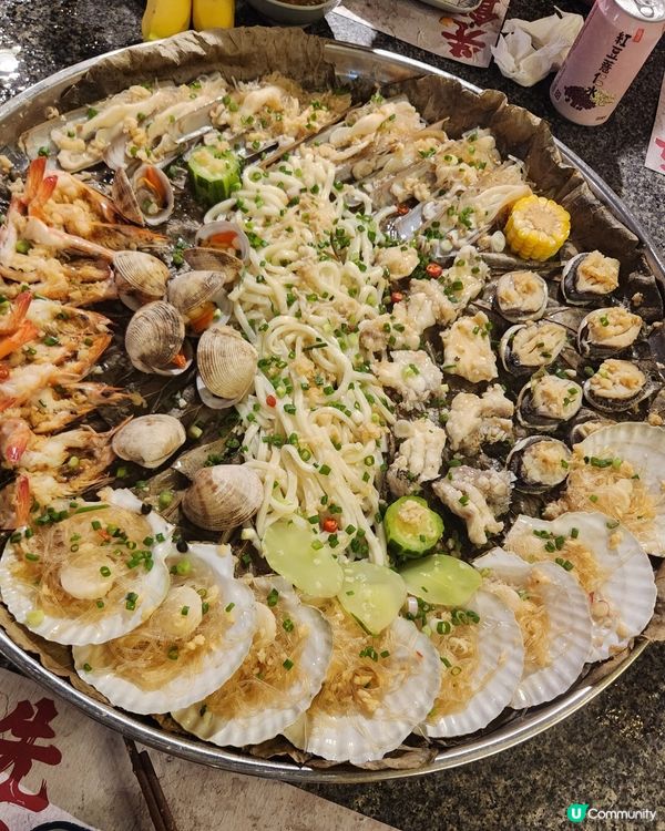 1.  斗滾雞煲火鍋🤤！四小時任食任飲！😋