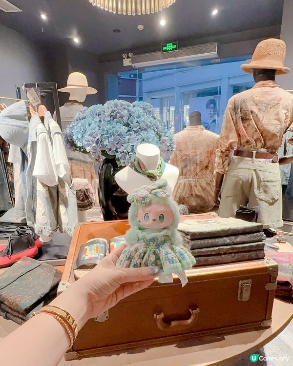 珠海富華里掃靚衫！🤩 刺繡超正！📸 快啲去睇！