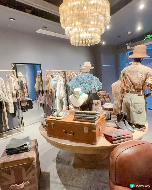 珠海富華里掃靚衫！🤩 刺繡超正！📸 快啲去睇！