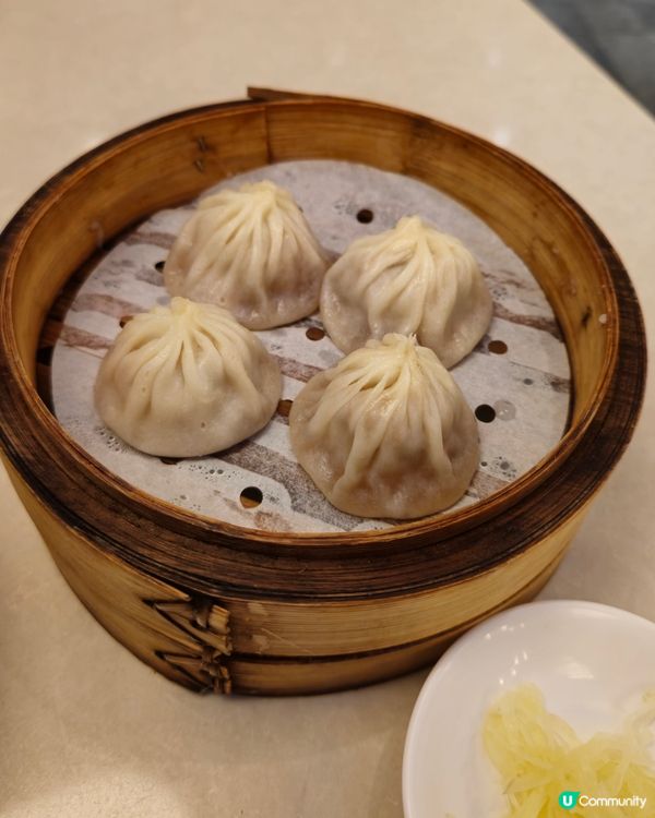 翡翠拉麵小龍包晚市！波蘿蘋果春卷味道特別