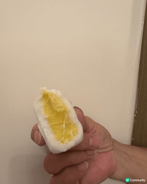 一年一度的中秋節又來了，當然要應節食月餅。榴槤的愛好者一定不...