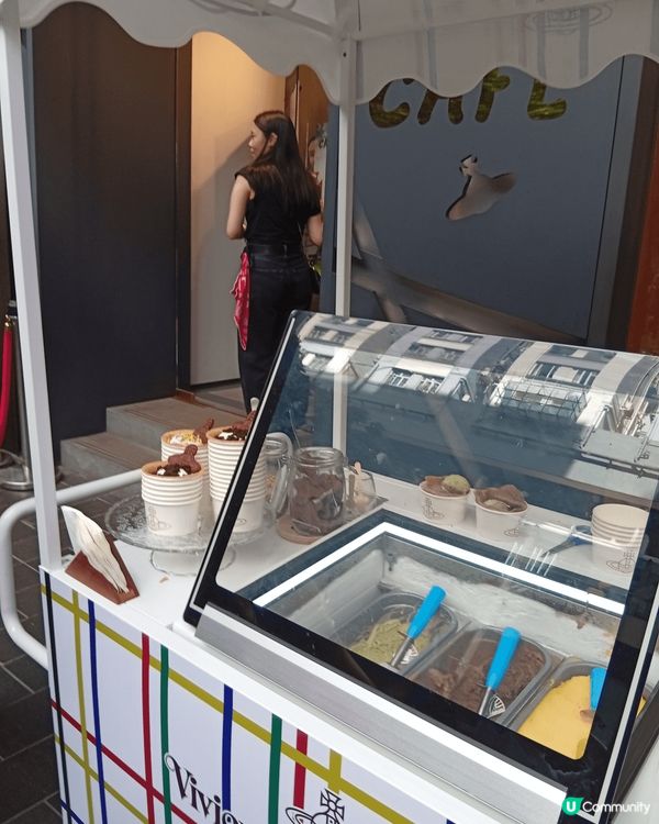 夏日炎炎，少不免想來吃一口清涼雪糕消暑降溫。今年盛夏，Viv...