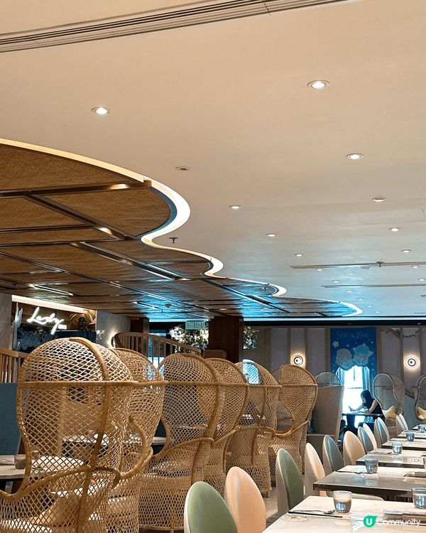 泰式午餐打卡📸！港威商場粉紅夢幻之旅💖！