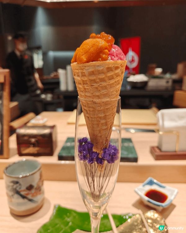 位於深圳羅湖kkmall既鮨匠龍，因為我比較鐘意食海膽揀左個...