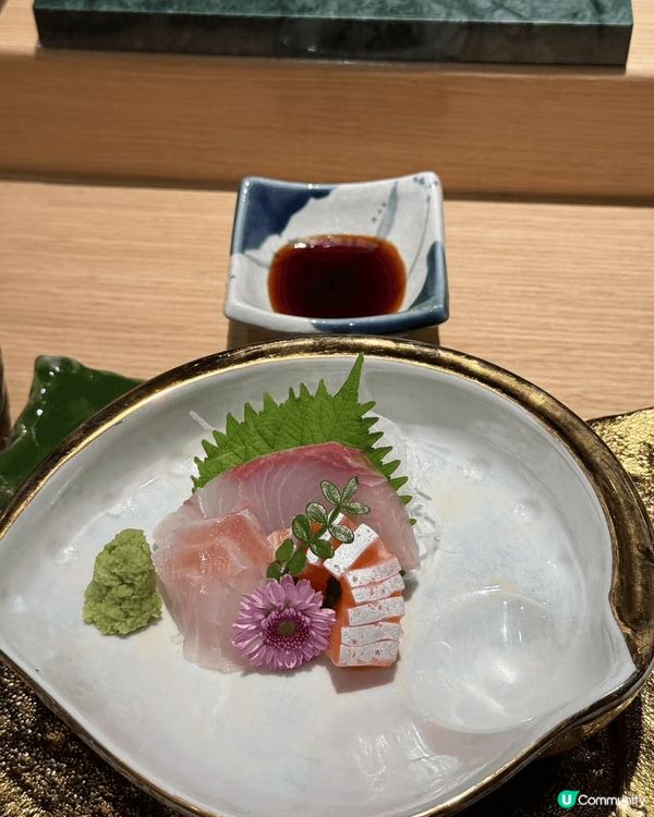 位於深圳羅湖kkmall既鮨匠龍，因為我比較鐘意食海膽揀左個...