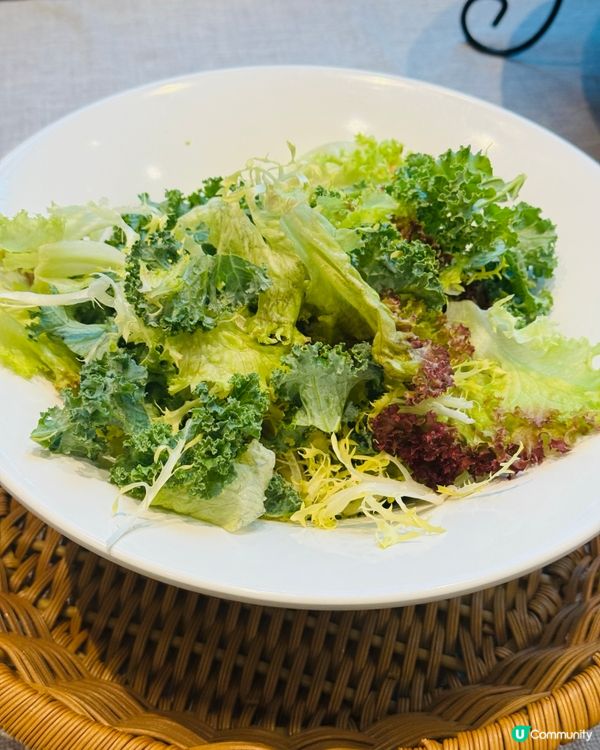 $118 嘆照燒鰻魚飯兼任食煙三文魚、凍蝦、沙律、甜品❤️ 