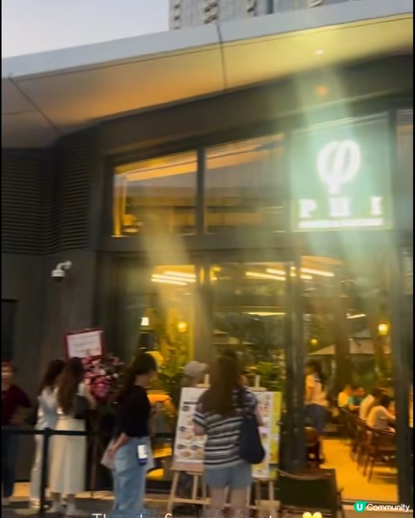 $13 泰式芒果糯米飯！🤤 今日限定！