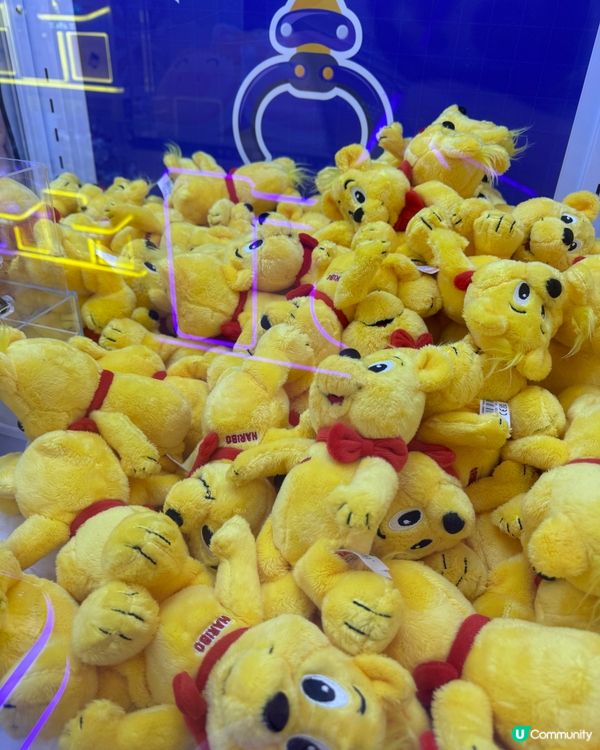 25,000尺零食天地 獨家零食卡通夾公仔機 大人細路都啱