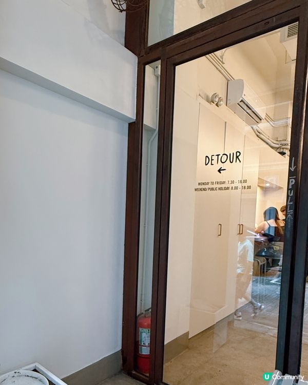 西營盤簡約小店🤤！煙三文魚超正！