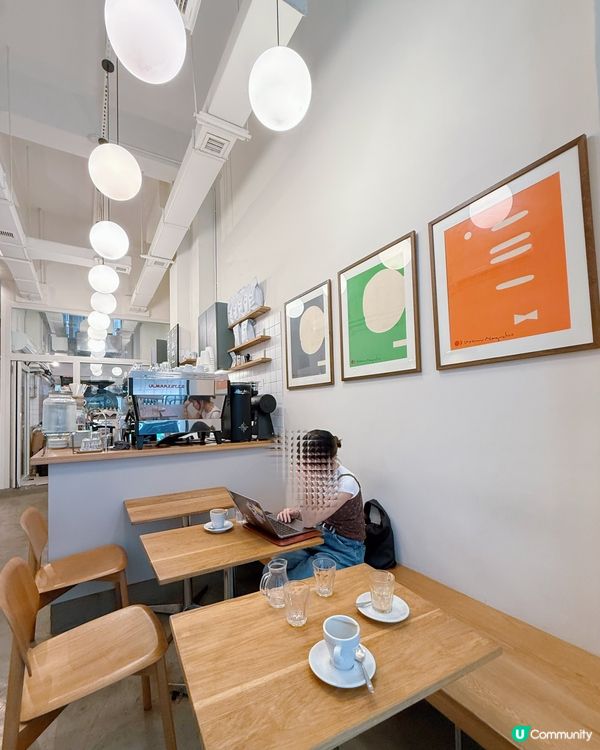 西營盤簡約小店🤤！煙三文魚超正！