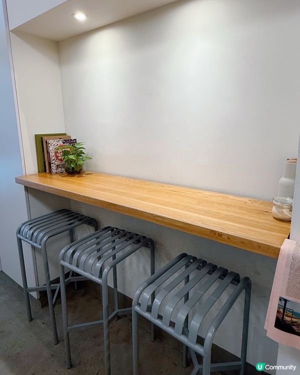 西營盤簡約小店🤤！煙三文魚超正！