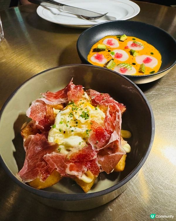 食物唔錯，座位不太舒服-Bayfare Social