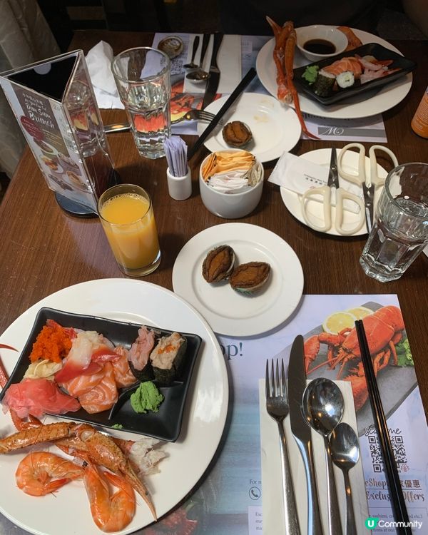 九龍酒店生日午餐🥳！倚窗閣自助餐超正！😋 性價比高！