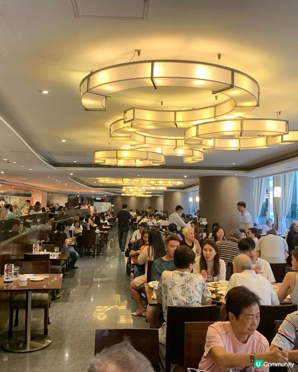 九龍酒店生日午餐🥳！倚窗閣自助餐超正！😋 性價比高！