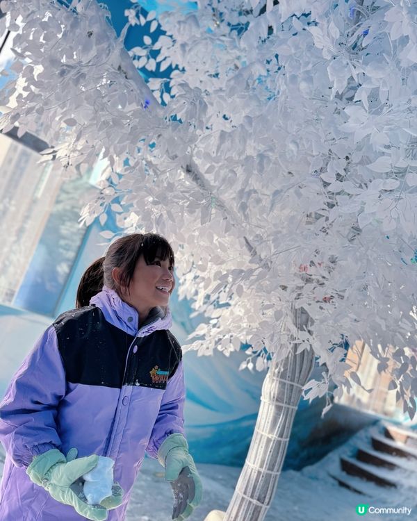 快樂嘅歡笑在附近 我哋齊齊來盡興