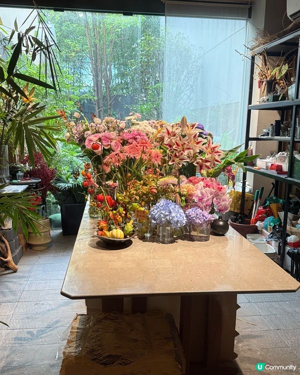 1.  廣州美食大放送！🤤 火鍋🍲鮑魚飯😋宵夜🤤 必食！