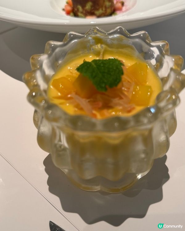 1.  廣州美食大放送！🤤 火鍋🍲鮑魚飯😋宵夜🤤 必食！