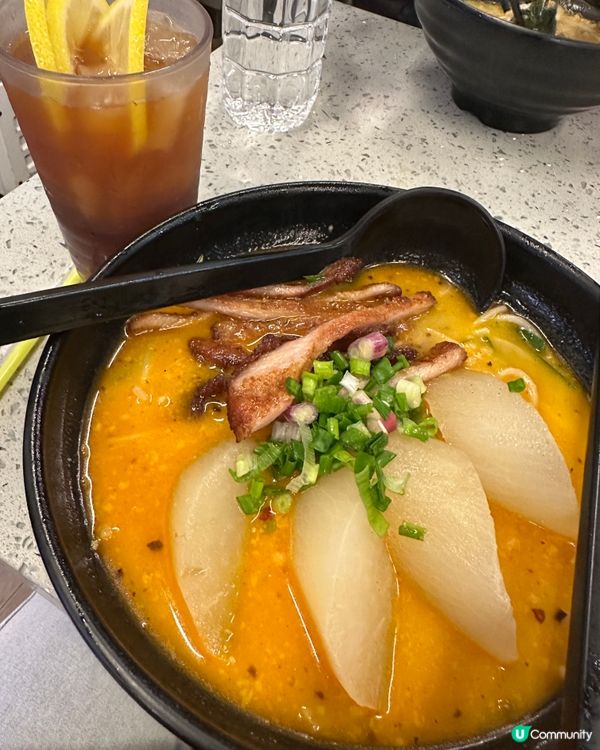 惹味豬頸肉米線