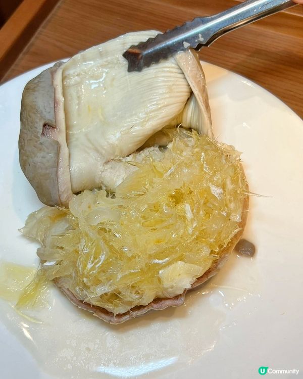 大口吃肚包翅 三代同歡共享